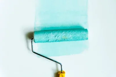 Peinture intérieure à Couëtron-au-Perche — murs, plafonds et boiseries